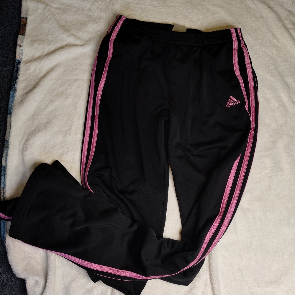 Adidas sweatpants